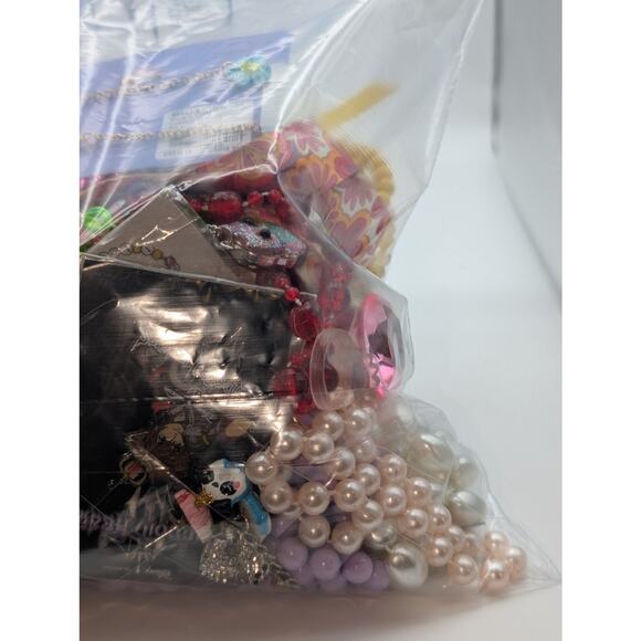 Lil Girlies' Fun Mystery Jewelry Bag of Her Very Own - Picture 5 of 7